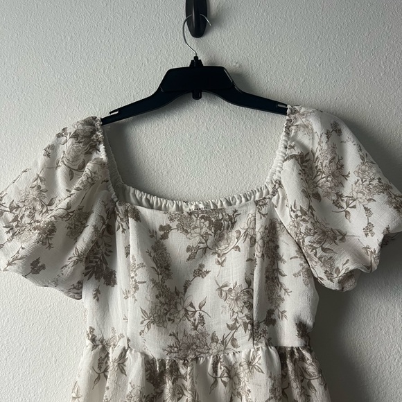 Blu Pepper Cream Midi Dress with Brown Floral Print and Puff Sleeves, Size M - Picture 2 of 7